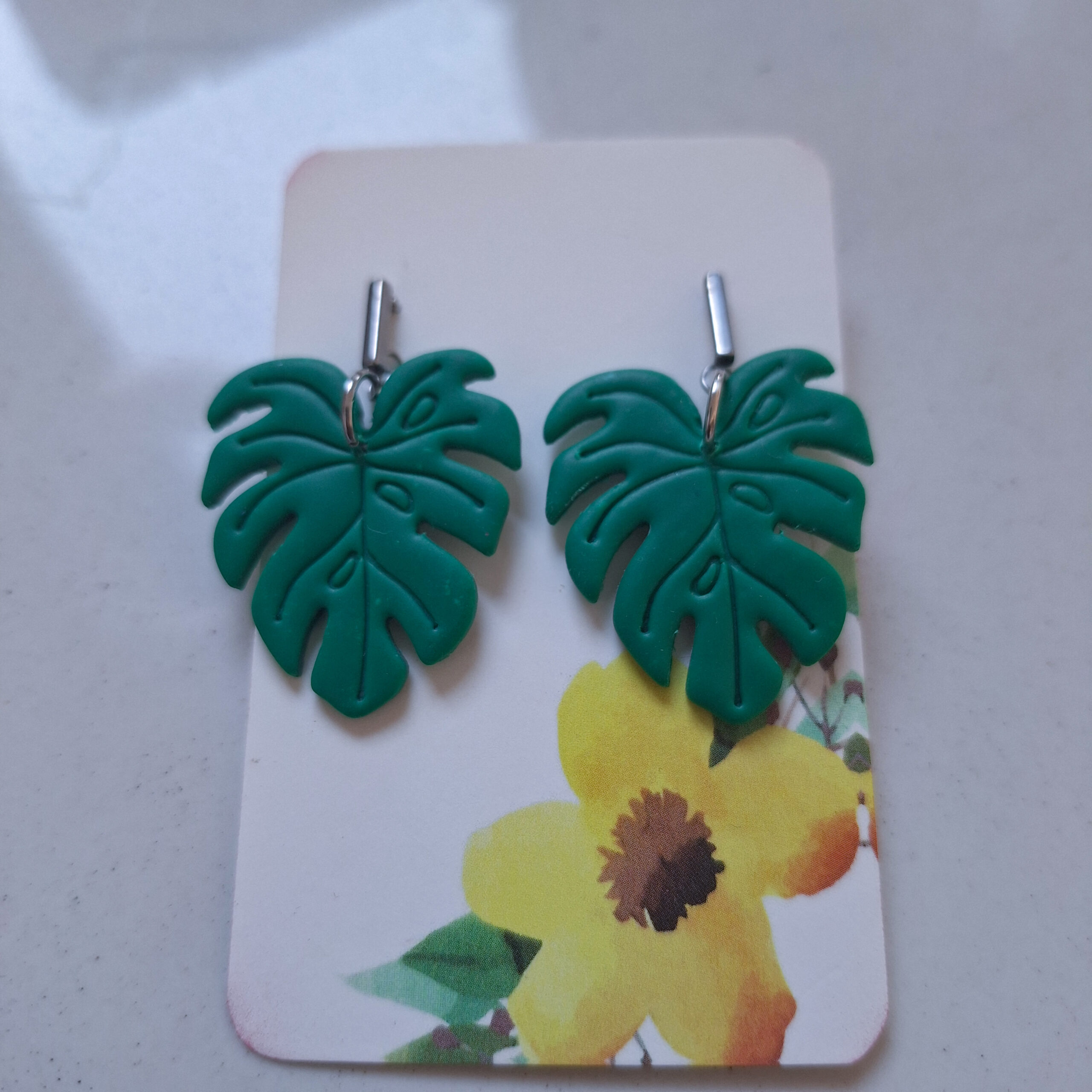 Leaf earrings